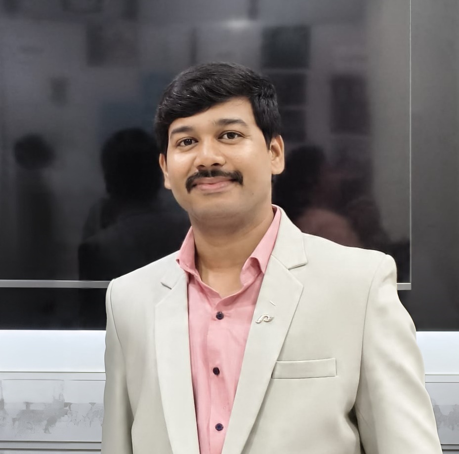 Prof. Sandesh Palaye Director Aagam Applied Art College